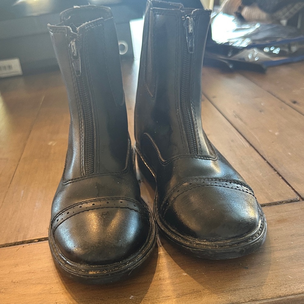 Girl Tuff Rider Black Paddock Boots-youth size 4